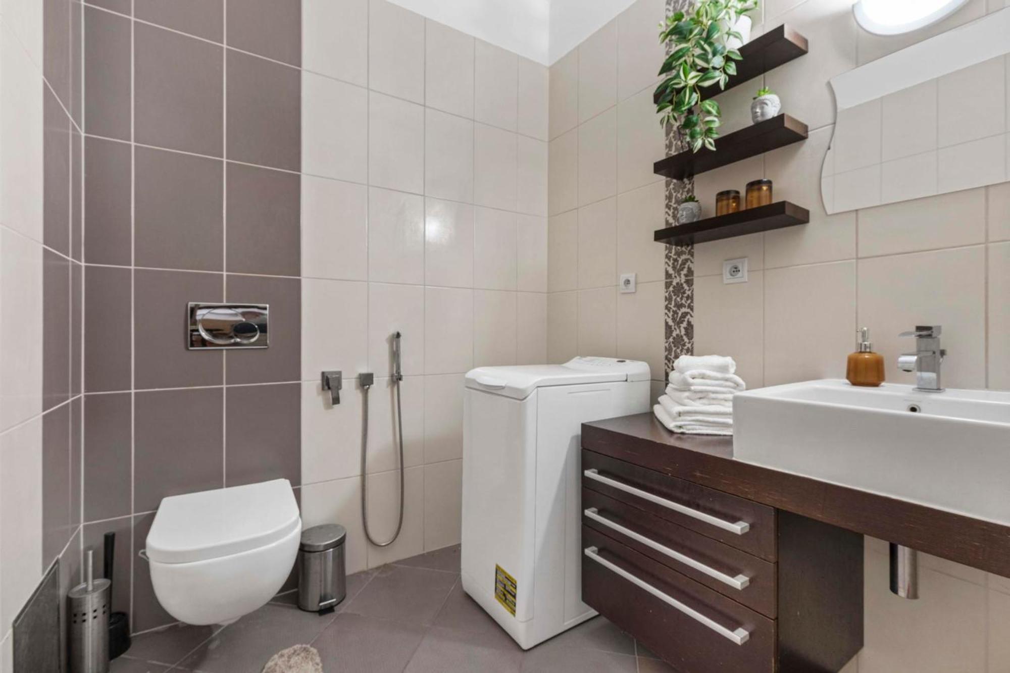 Charming Apartment In The Heart Of Pressburg Exterior foto