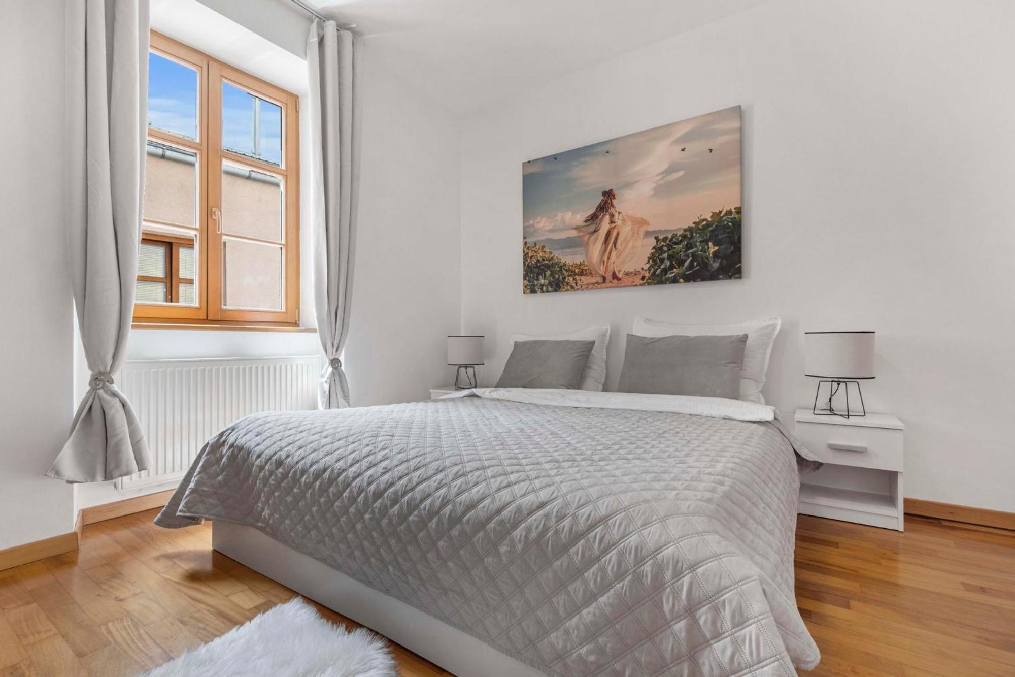 Charming Apartment In The Heart Of Pressburg Exterior foto